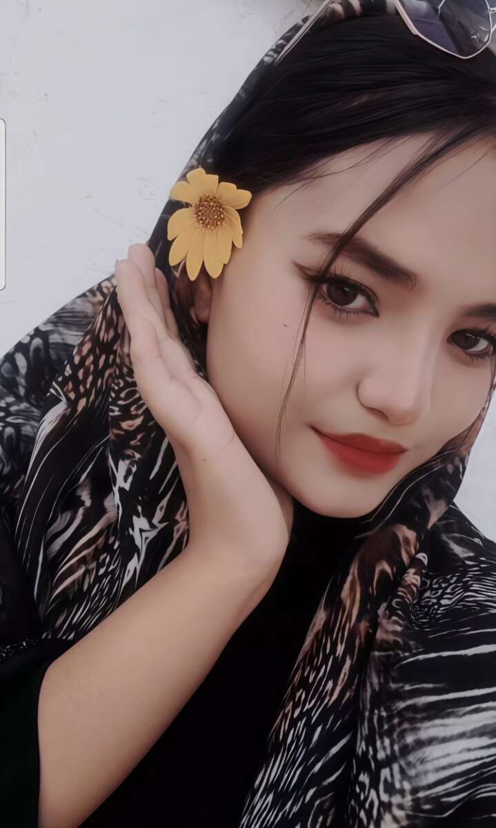 Nargis Qorbani (AFGHANISTAN)